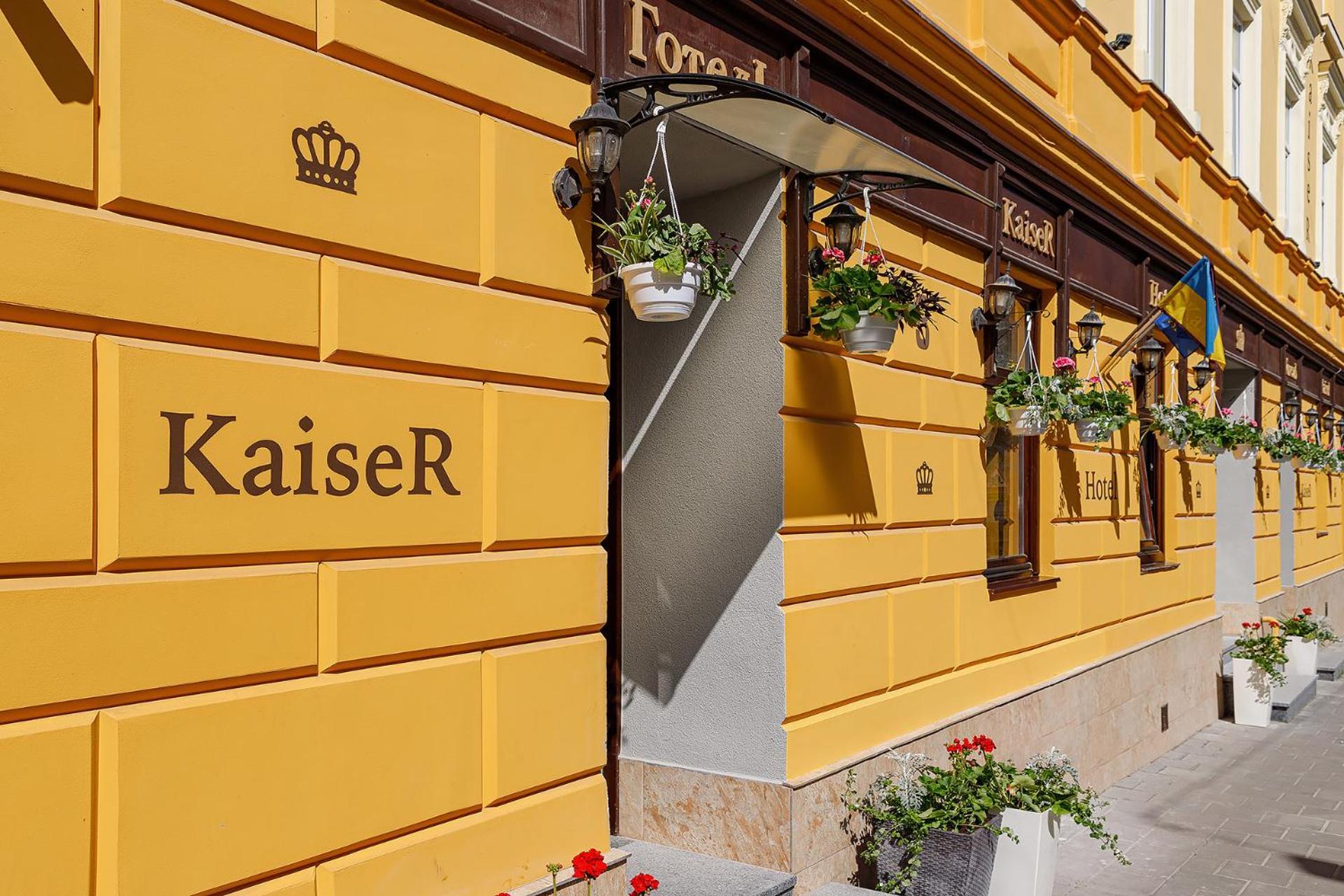 Готель Кайзер Економ Lviv Luaran gambar