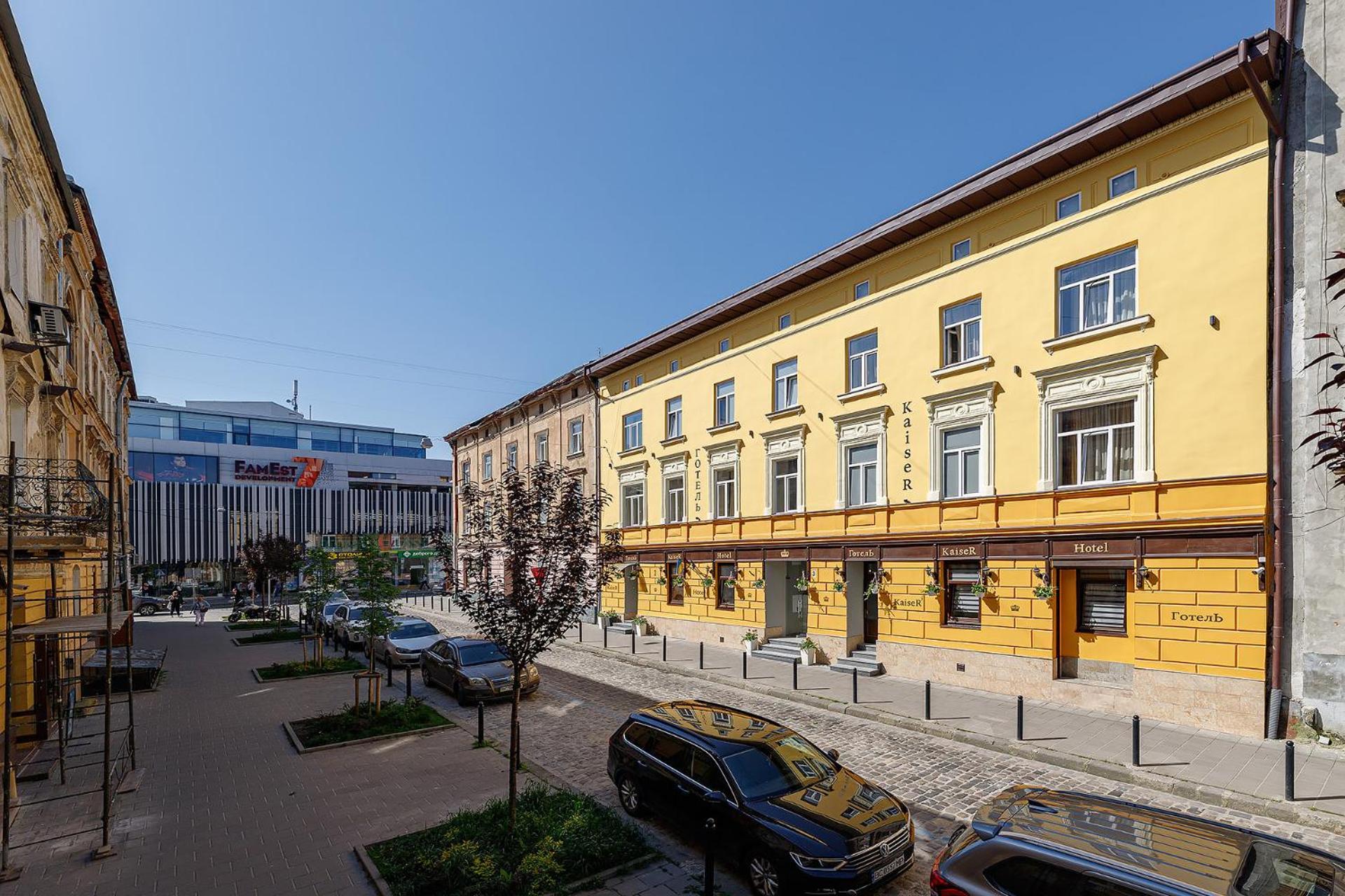 Готель Кайзер Економ Lviv Luaran gambar